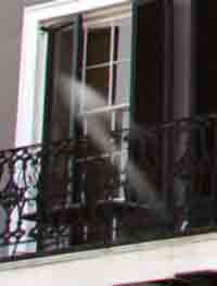 A REAL LALAURIE GHOST SAYS DEBBIE BATHGATE.