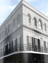 I see Lalaurie Face in Middle window to the right top says Hagar Jamison.