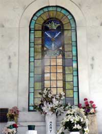 Ghosy in a large tomb sent to us by Greg O.