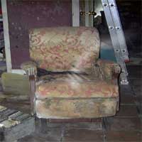 Bachi Graphics haunted chair photo!